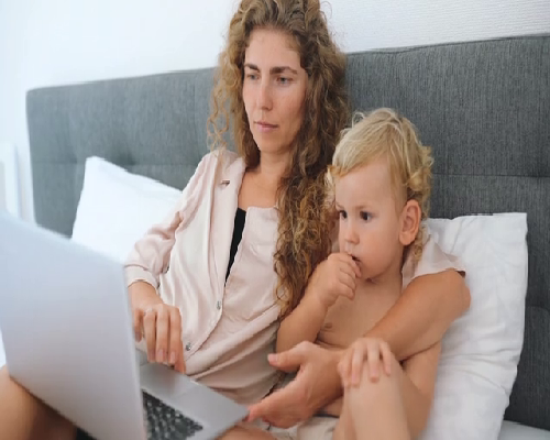 45岁赴泰供卵试管婴儿：成功率与潜在风险解析