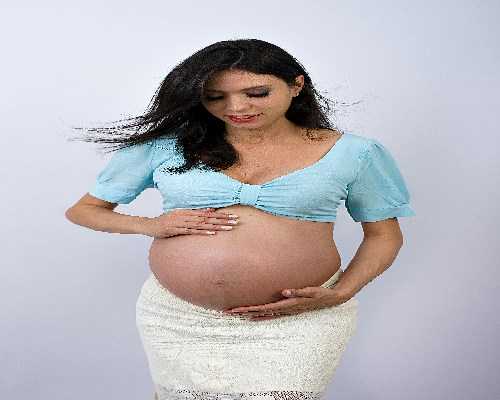 选择合适的吸管杯，让宝宝喝奶更健康